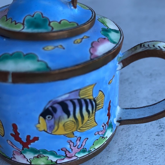 Mini Teapot with Painted Fish - Picture 3 of 7